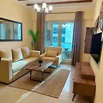 Tuscan Style Marina Luxe 1 Bedroom Sleeps 4, Near Beach